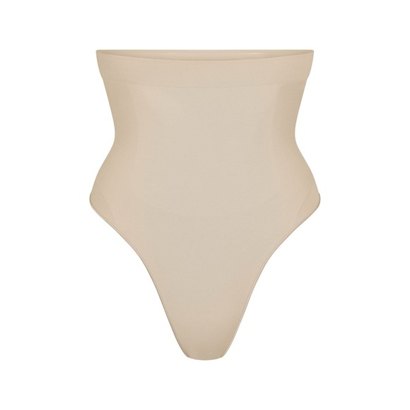 SKIMS Other - Skims Seamless Sculpt High Waisted Thong Color Sand
